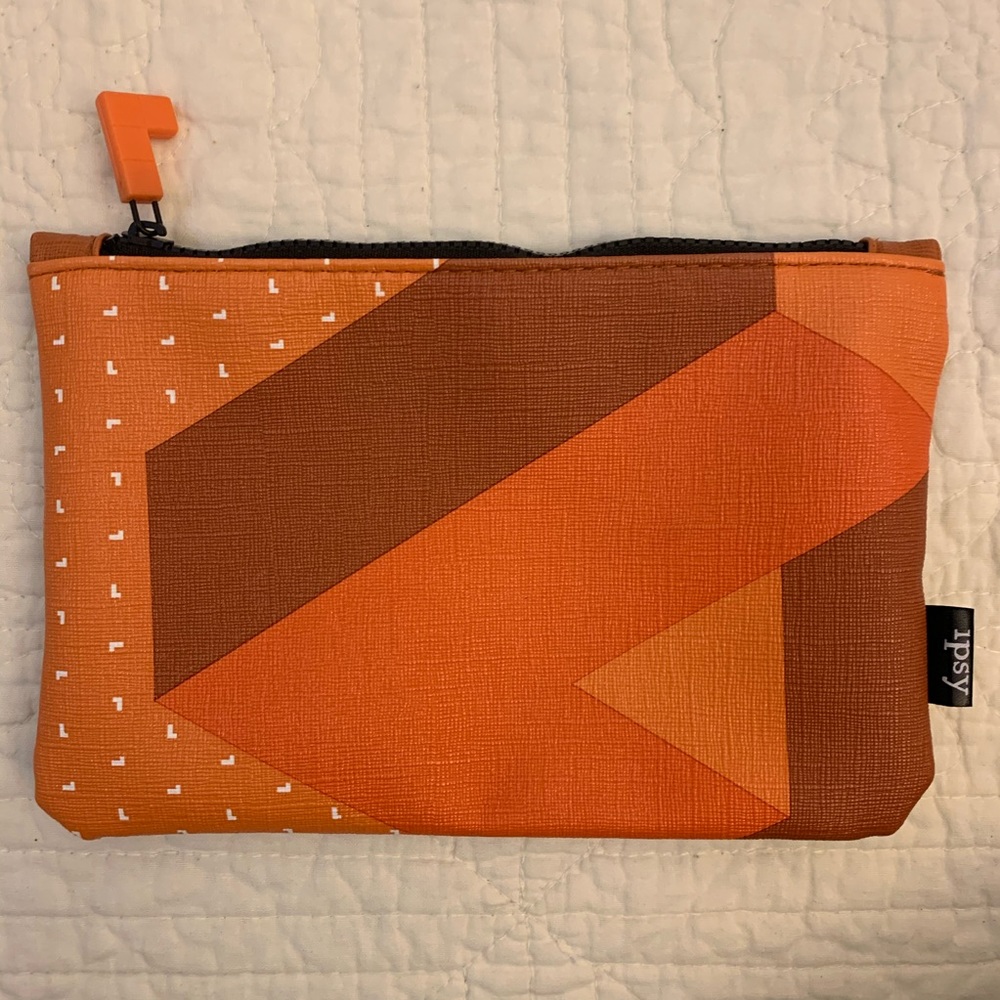Ipsy cosmetic bag